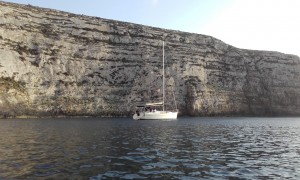 s/y Denar w Dwejra Bay (Gozo)