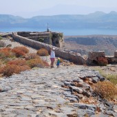 ..weszliśmy też na samą górę do fortu na wyspie Gramvousa